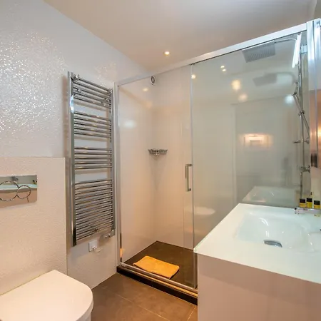 Prestigieux - Pied Dans L'eau Lejlighed